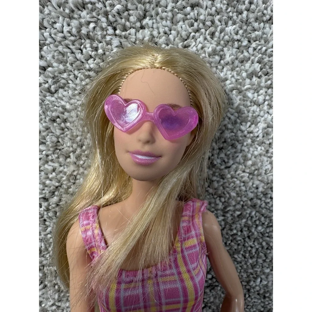 Barbie Doll Blonde Pink‎ plaid Dress Heart Sunglasses purse Shoes Accessories